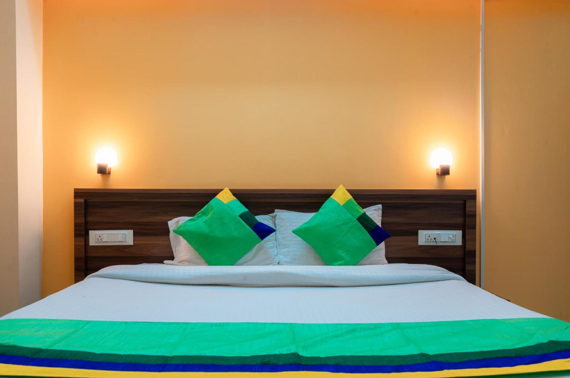 Treebo Trend The White Castle Hotel Pune Luaran gambar